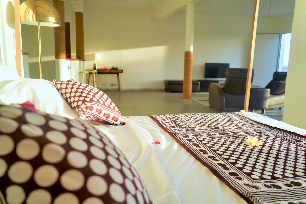 Al Camar Lodge Ndzaouze Bagian luar foto