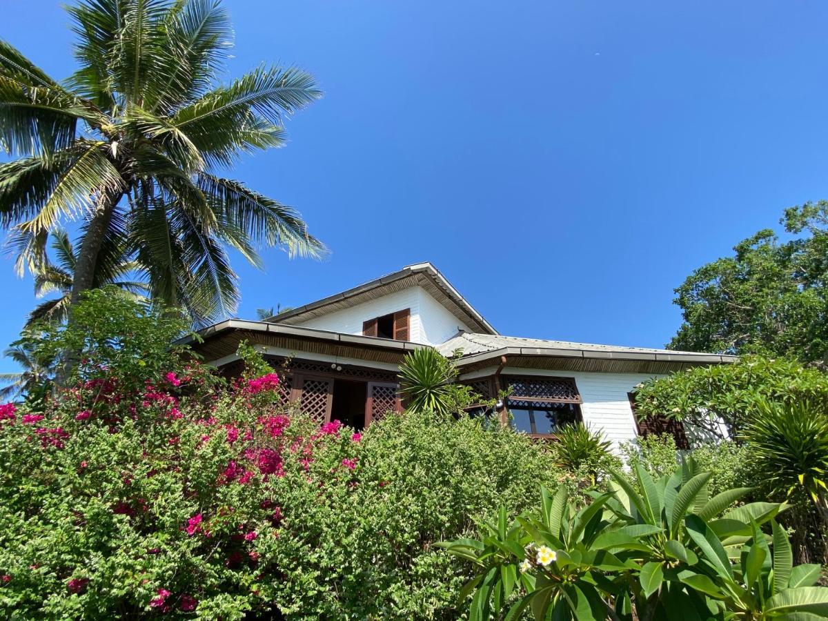Al Camar Lodge Ndzaouze Bagian luar foto